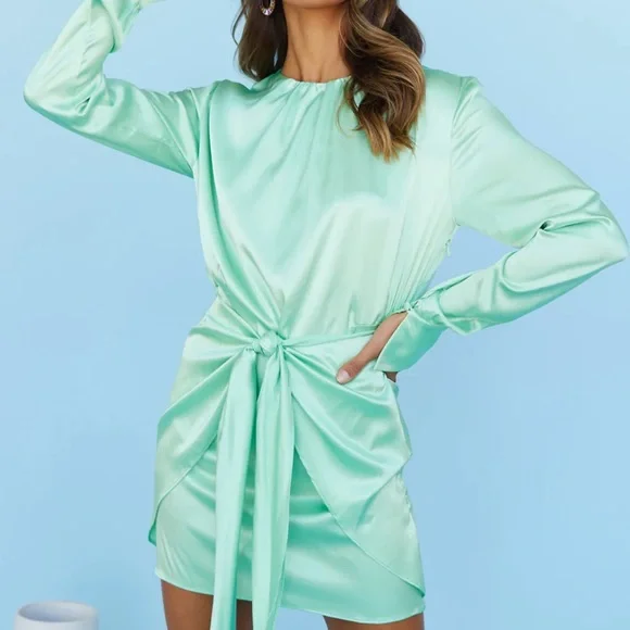 Hello Molly | Dresses | Hello Molly Swift And Clean Dress | Poshmark